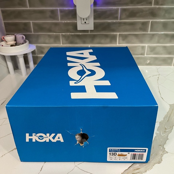 Hoka Bondi 9 Running Shoes. Men’s Size 13D Color White / Yellow - Picture 13 of 13